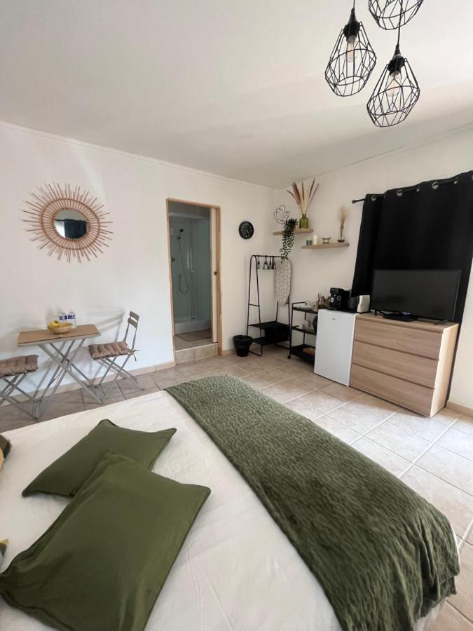 Studio Chez Joss Istres Esterno foto