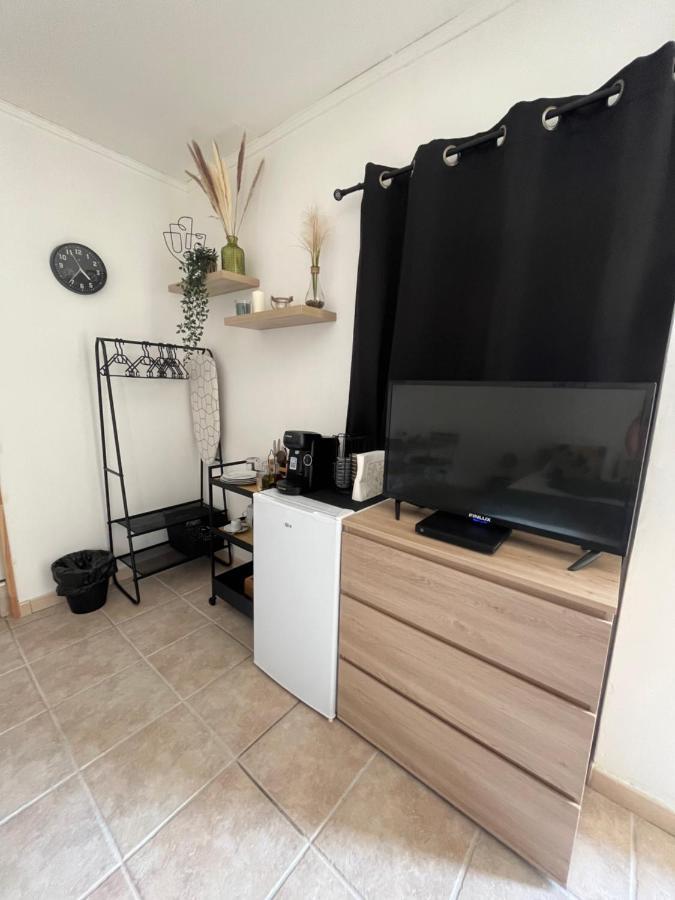 Studio Chez Joss Istres Esterno foto
